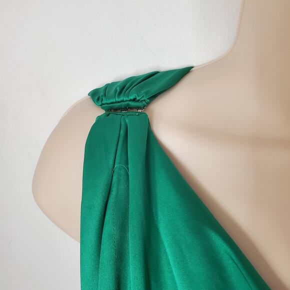 IEENA for Mac Duggal Gathered One Shoulder Satin Gown Emerald Green 26654 Size 2 - Picture 6 of 12